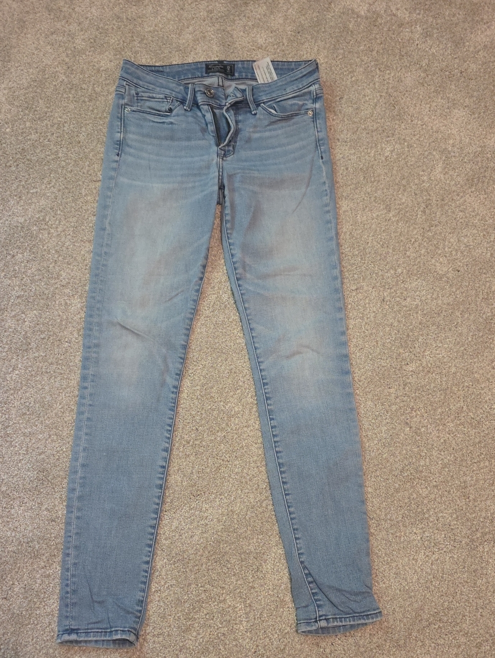 Abercrombie & Fitch Light Wash Skinny Jeans